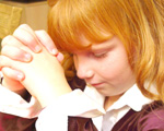 girl praying